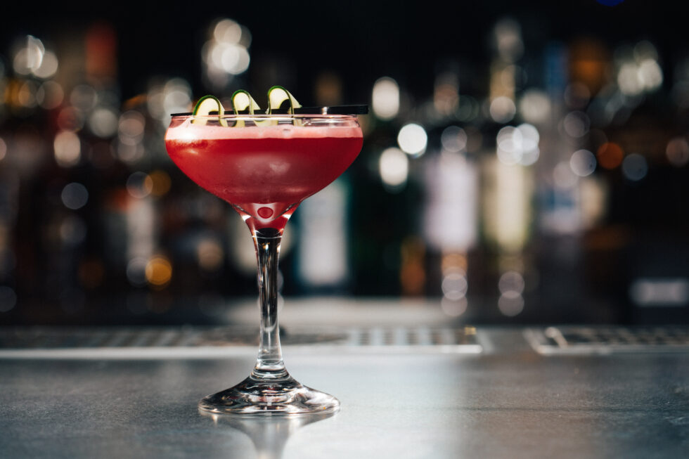 Drink Rails For Bars: Everything You Need to Know